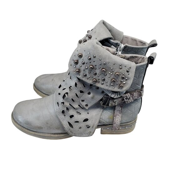 Lala Ikai Shoes Womens 41 US 10 Gray Leather Hollow Out Purfle Boots *Read* - Picture 1 of 13